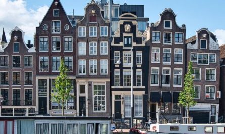 Dreaming of Buildings : 13 Meaning & Interpretations