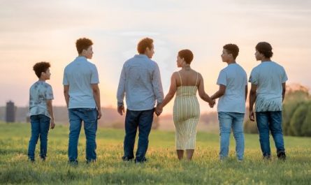 10 Interpretations of Dreaming About Your Father-in-Law