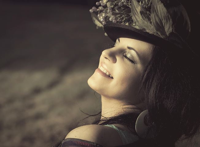 9 Interpretations of Dreaming of a Queen