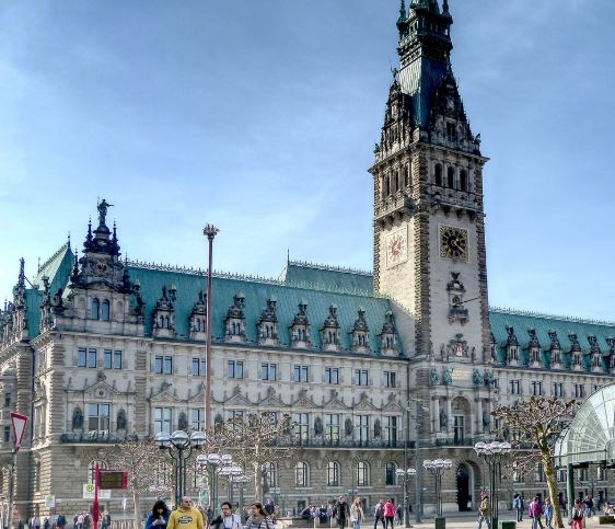 7 Interpretations of Dreaming about Civil Servants