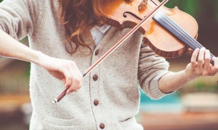 8 Spiritual Meanings of Dreaming about a Violin