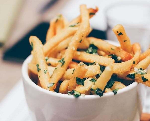 11 Spiritual Meanings of Dreaming About Fried Food