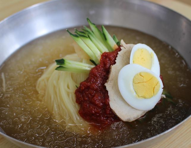 6 Spiritual Meanings of Dreaming about Cold Noodles