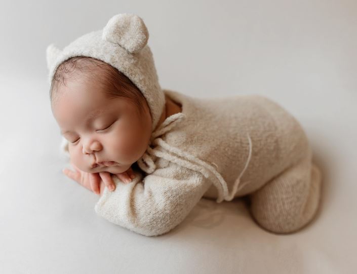 8 Spiritual Meanings of Dreaming about Baby Clothes