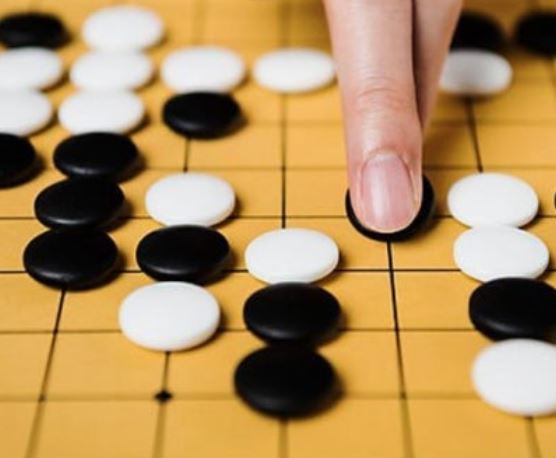 7 Spiritual Meanings of Dreaming About Playing Games
