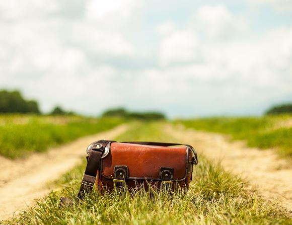 7 Spiritual Meanings of Dreaming About Listening