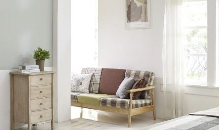 9 Spiritual Meanings of Dreaming About the Living Room