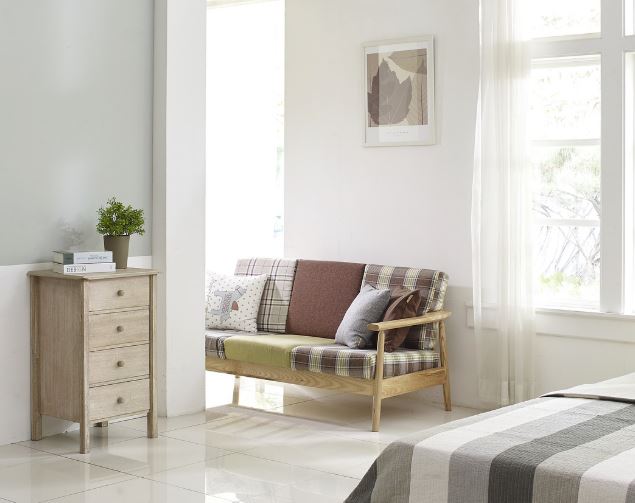9 Spiritual Meanings of Dreaming About the Living Room