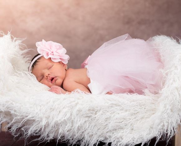 9 Spiritual Meanings of Dreaming About Birth